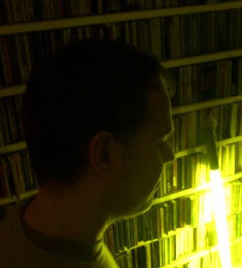 Frank, 80s-Synthie-Pop-Kenner und EBM-Fan