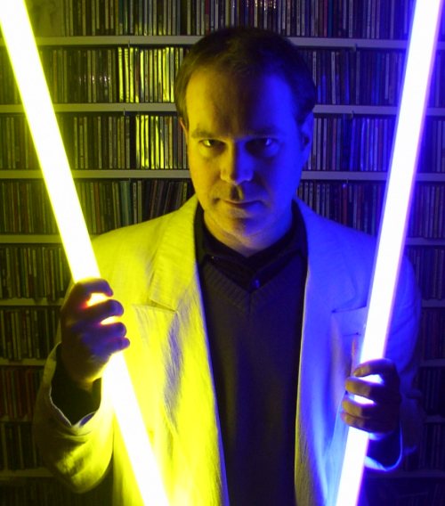 Frank, 80s-Synthie-Pop-Kenner und EBM-Fan